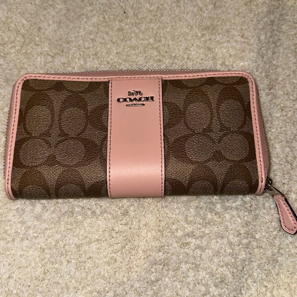 Coach wallet